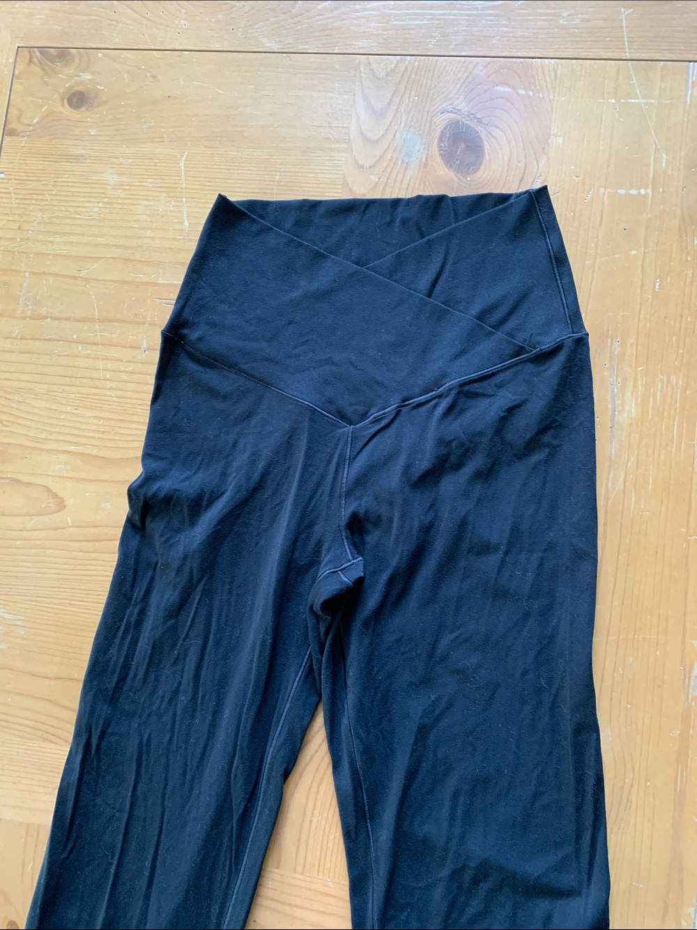 Women’s aerie high waisted OffLine leggings with flare bottoms